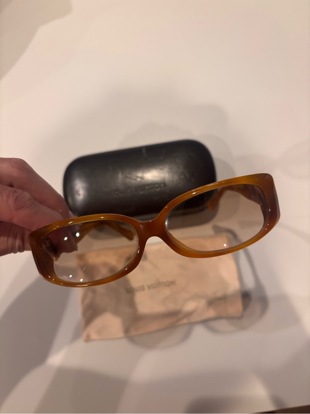 Louis Vuitton Amber Brown Cat-Eye Sunglasses - Picture 2 of 4